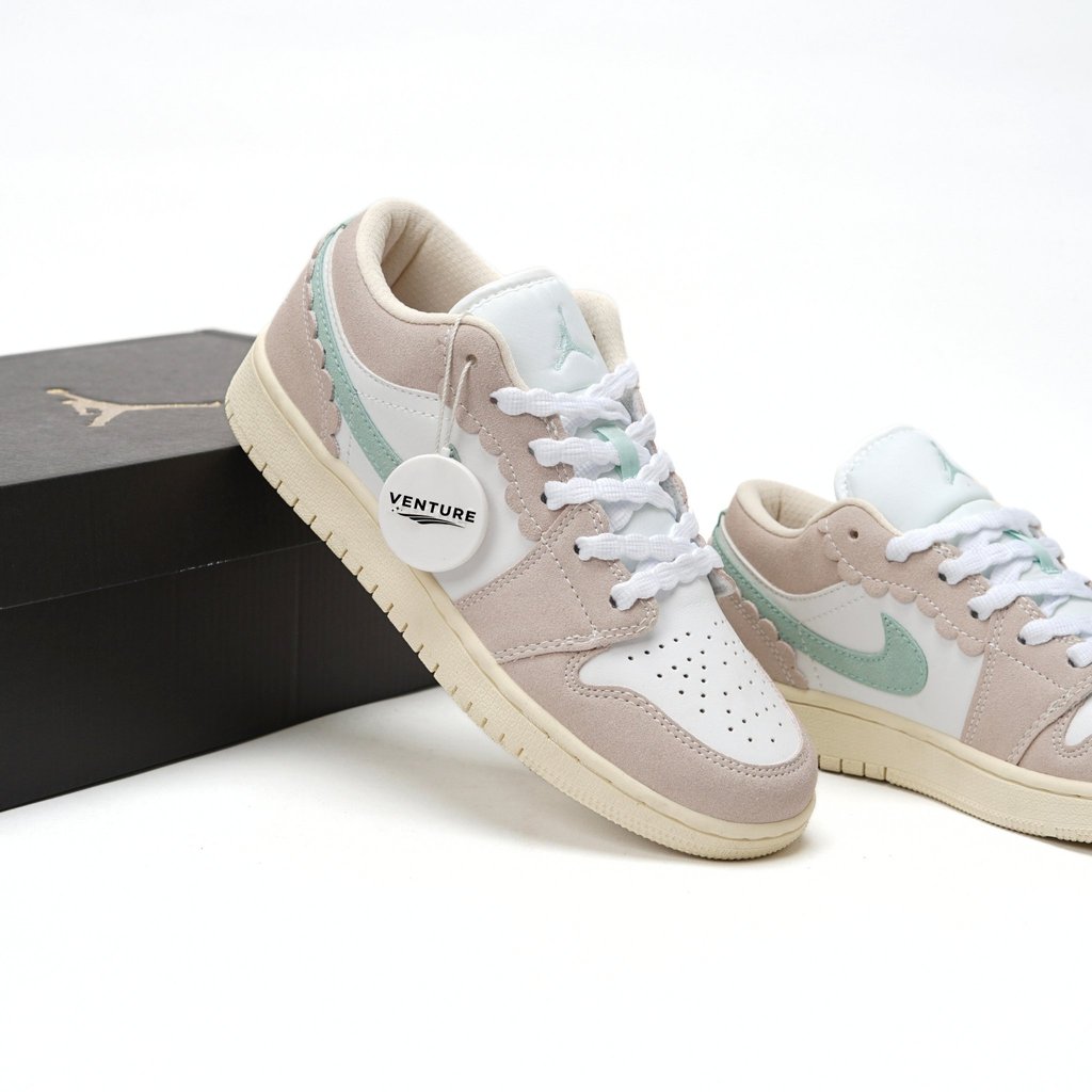 Air Jordan 1 Low SE Scalloped Edge Guava Ice GS