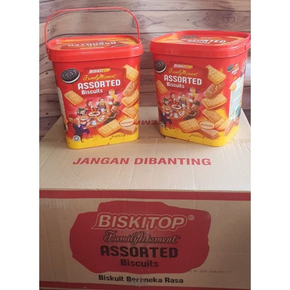 (Six-Six) Biskitop Family Moment assorted biscuits - Biskuit aneka rasa