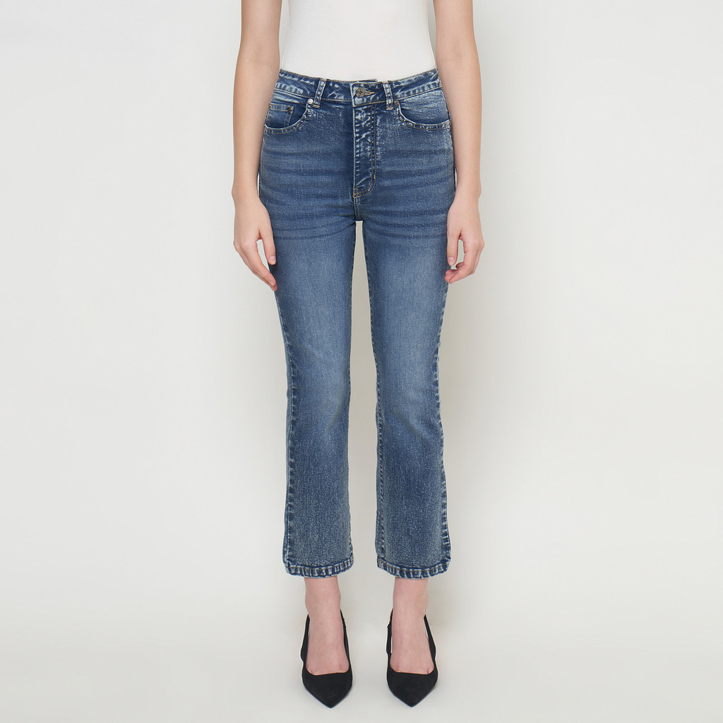 DUST Celana Kick Out Cropped Jeans Kaleya Medium Blue (D.31316)