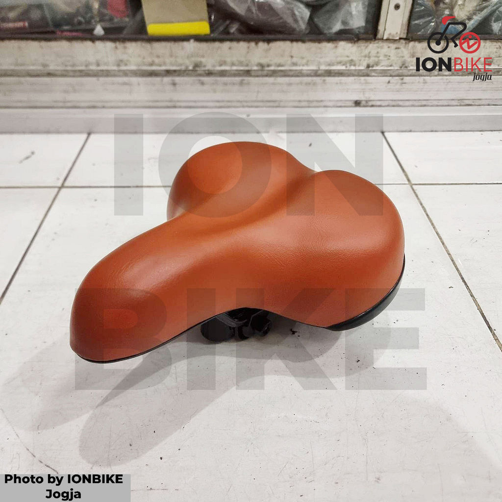 Sadel Sepeda Mini SUMAX by Atlantis Warna Coklat Classic Lebar - 4151 Per Besar Jok Empuk City Bike 