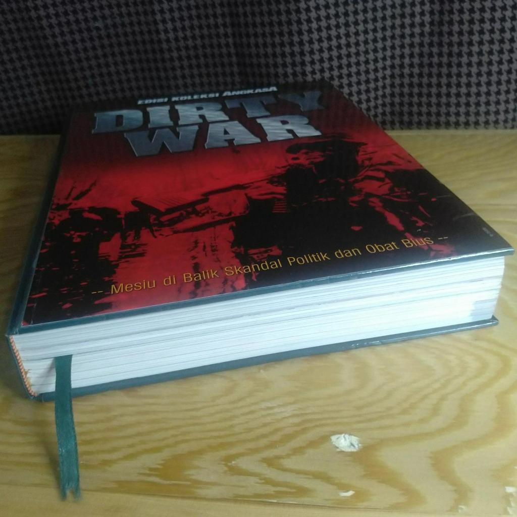 Buku Bundle Majalah Perang Militer Edisi Koleksi Angkasa + Commando Tentara Bayaran Kendaraan Lapis 