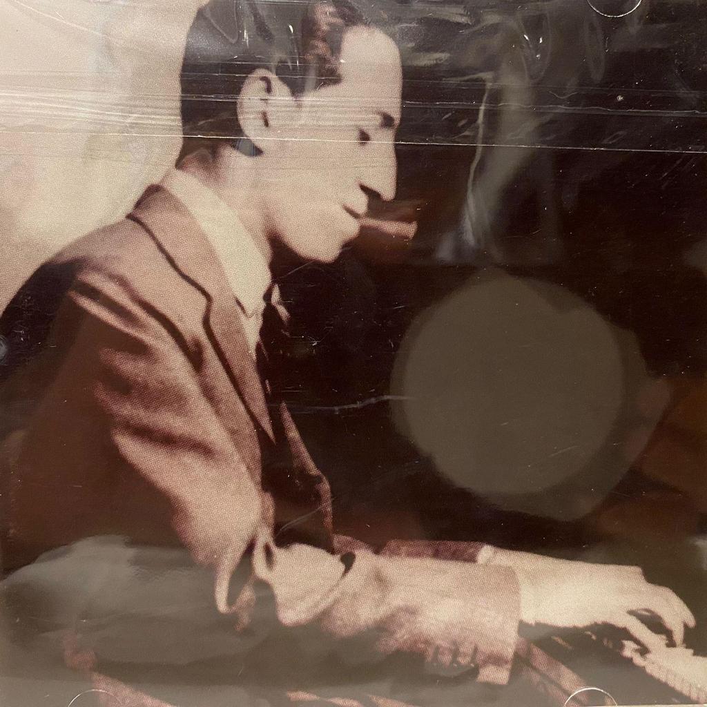 [CD] George Gershwin - Plays Gershwin - The Piano Rolls | CD Album / CD Music / CD Audio / CD Origin