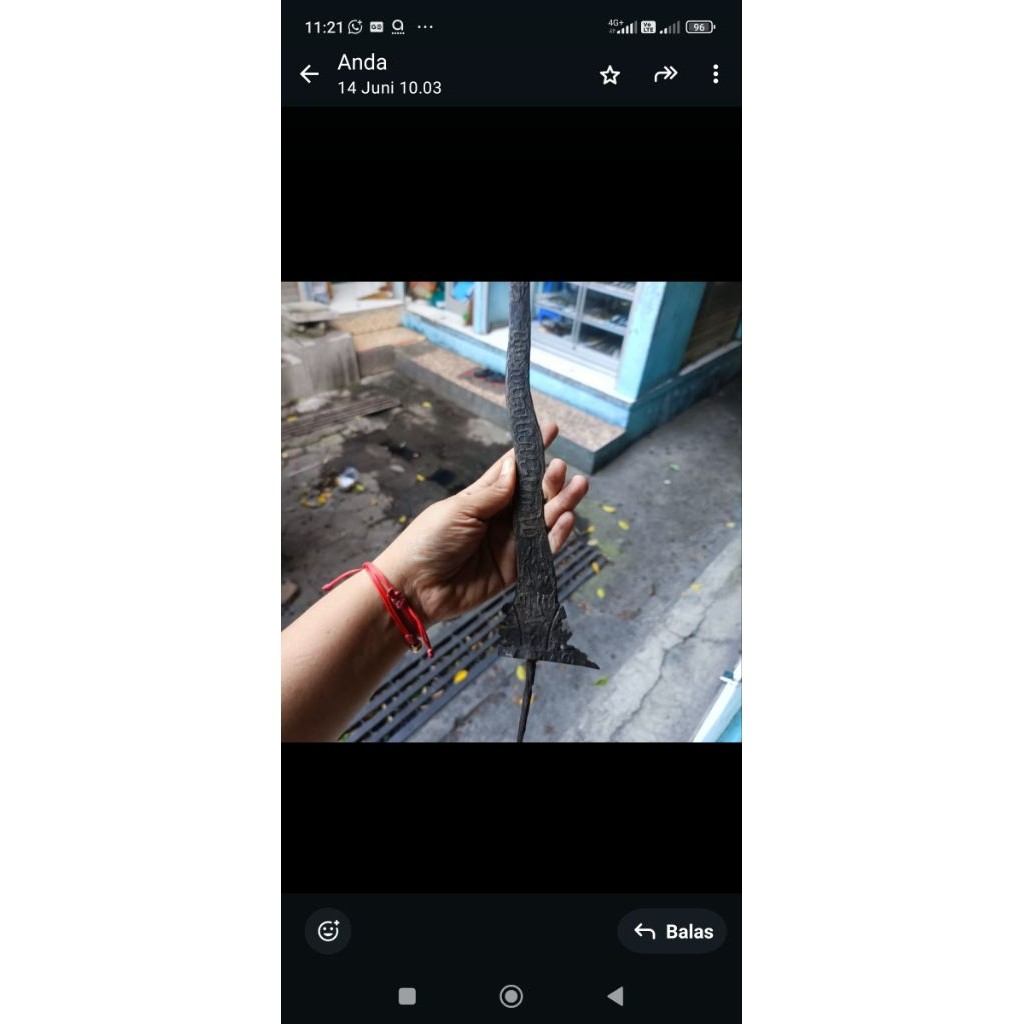 keris sepuh megantara gubahan empu Majapahit ori relief omyangnya menunjukan orang majapahit jaman d