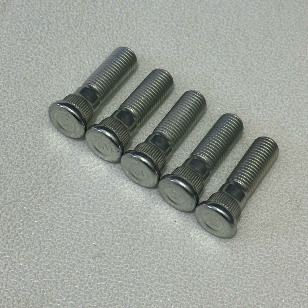 TERLARIS Baut Roda L300 Baut Roda Triton Baut Roda L200 Strada Baut Roda L038 Baut L 300 Hub Bolt L3