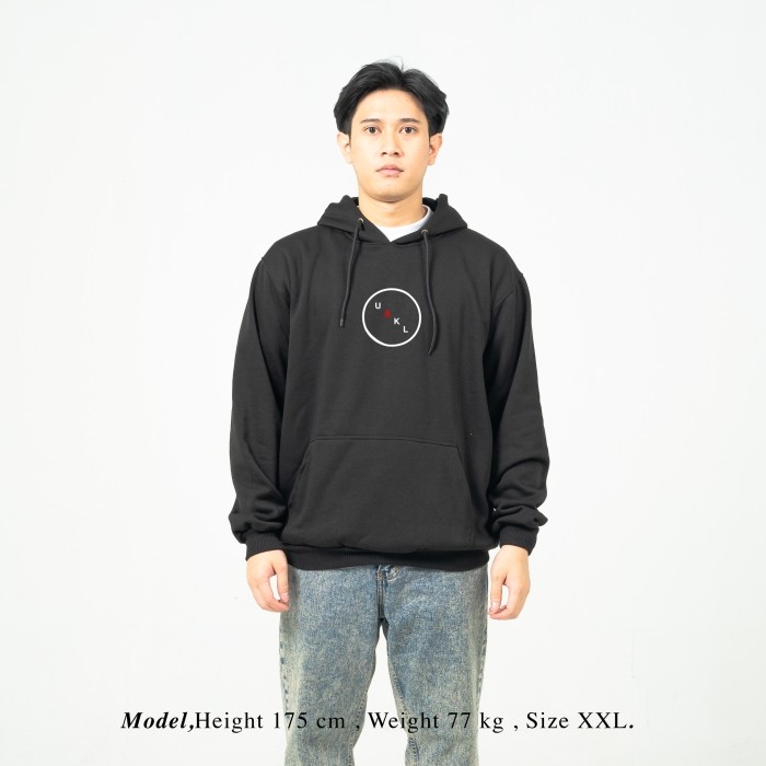 UNKL347 Jacket Hoodie Hitam Model Simpel Bahan Fleece HITT