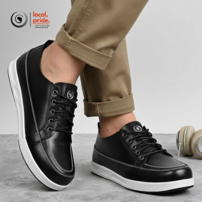 Sepatu Sneakers Kulit Asli Pria GREATA JERRICK BLACK