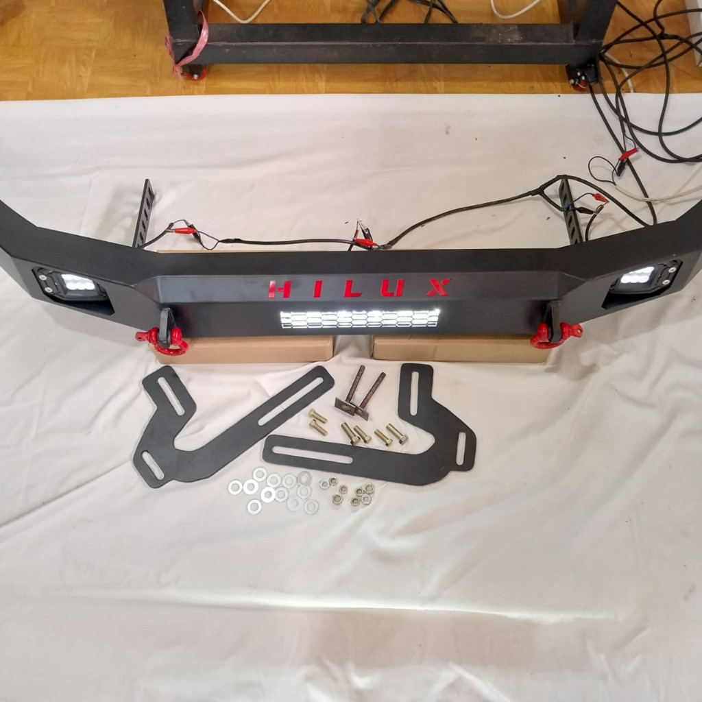 Towing Pengaman Bumper Depan Mobil Hilux Emboss