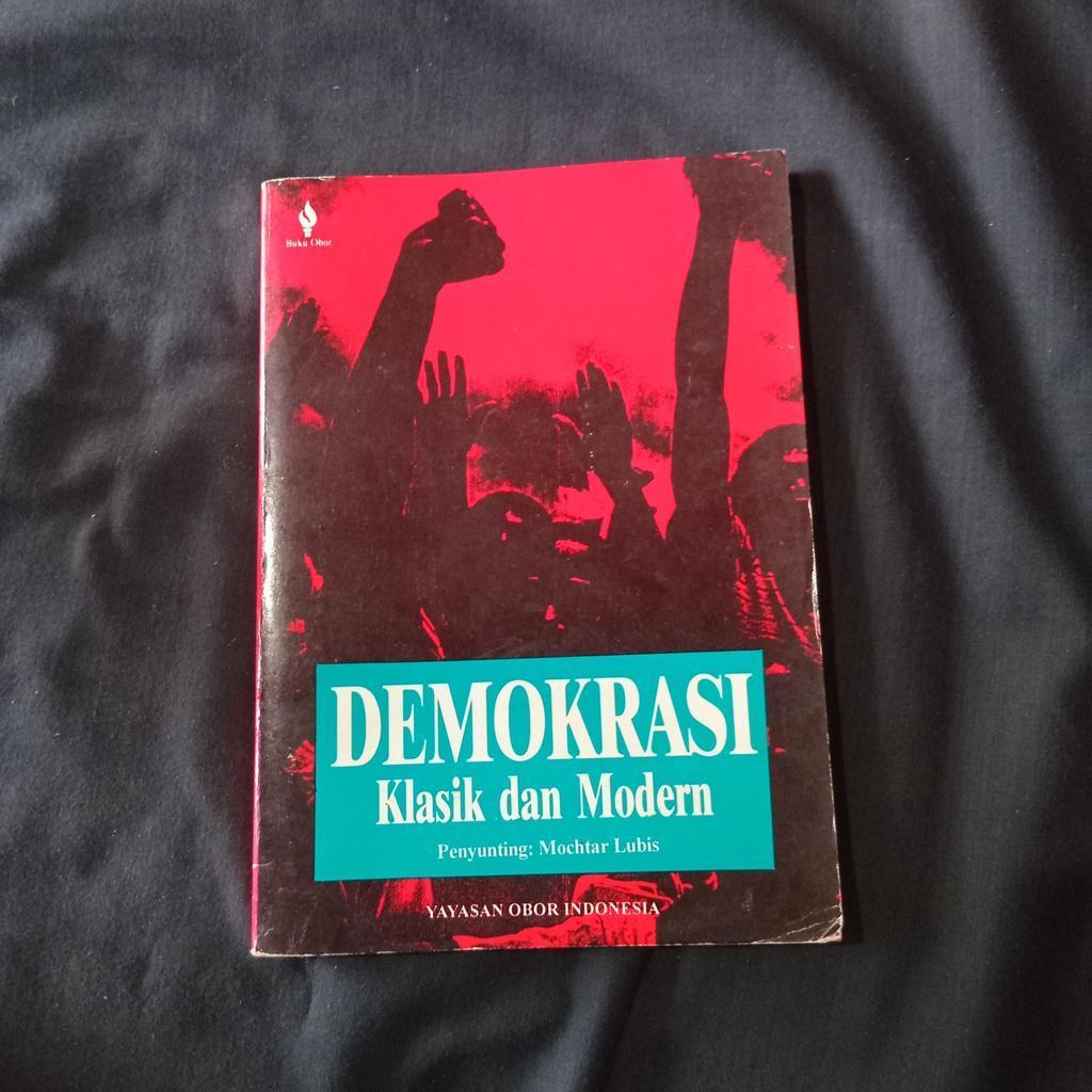Demokrasi Klasik dan Modern : Mochtar Lubis