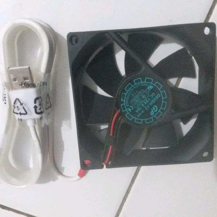 usb fan cooling STB. kipas pendingin set top box. bisa juga di gunakan untuk kipaa rooter wifi. lapt