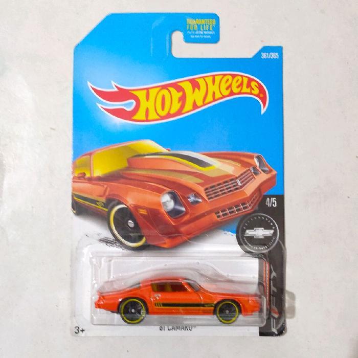 Mainan Hot Wheels 81 Camaro orange 2016 Camaro Fifty
