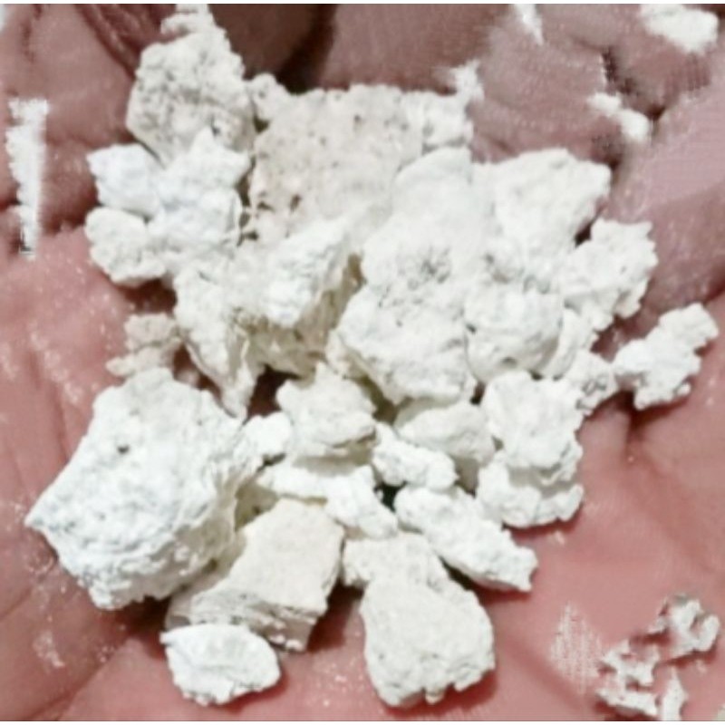 Batu Gamping Batu Kapur Aktif Kapur Sirih Batu Gamping Murni Bongkahan Aktif 1000 Gram