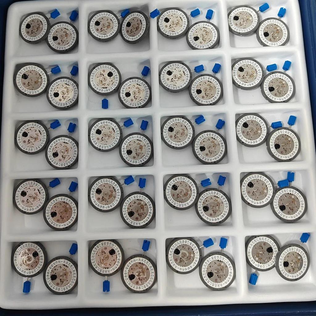 NH35 Watch Movement Japan Automatic Mechanical Movement 3 O'clock Position White Calendar NH35A Move