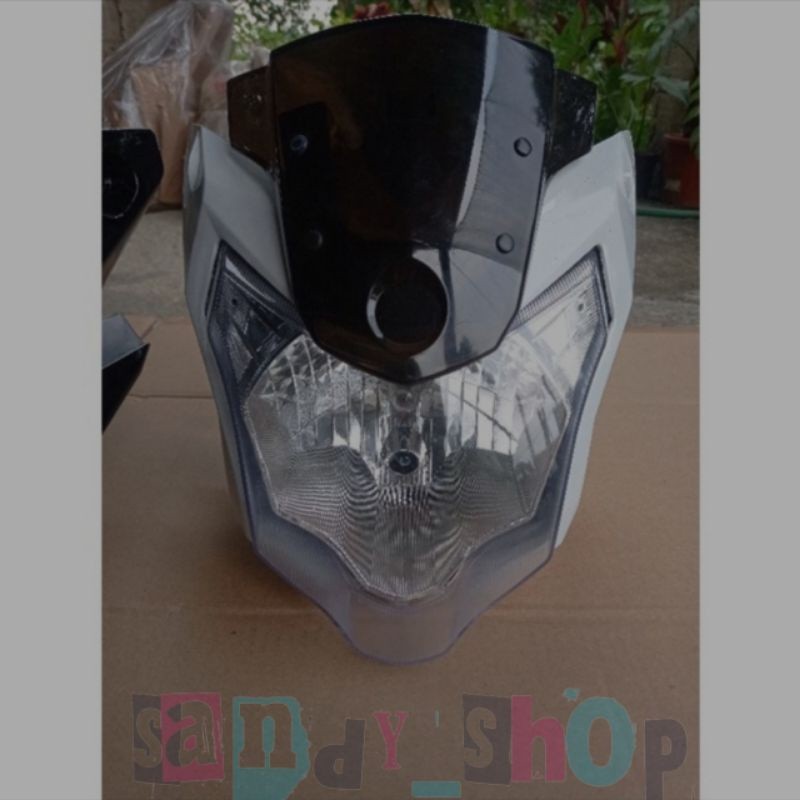 BATOK KEPALA LAMPU DEPAN YAMAHA VIXION NEW ADVANCE NVA 2015-2016 PUTIH LBM