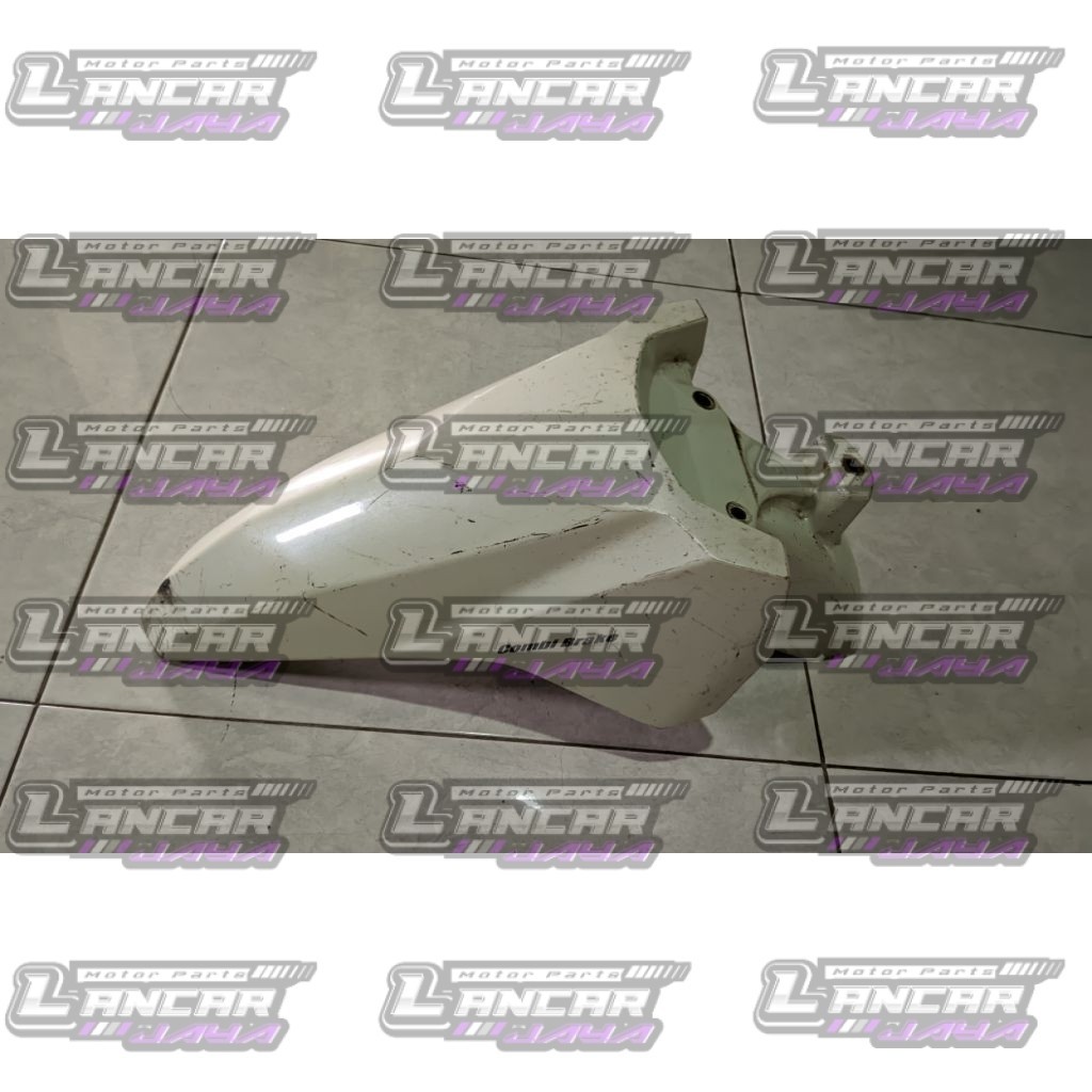 Slebor depan Vario 125 150 Led New