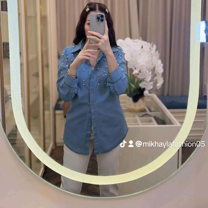 Kemeja Jeans Melody Bordir Flower Kerah Payet Lengan Panjang - Jeans Melody, M