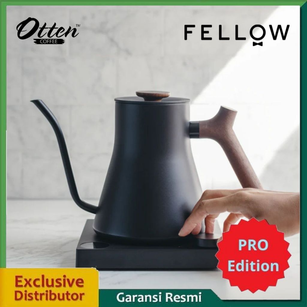 Fellow - Stagg EKG Pro Electric Pour Over Kettle (Matte Black with Walnut Handle)