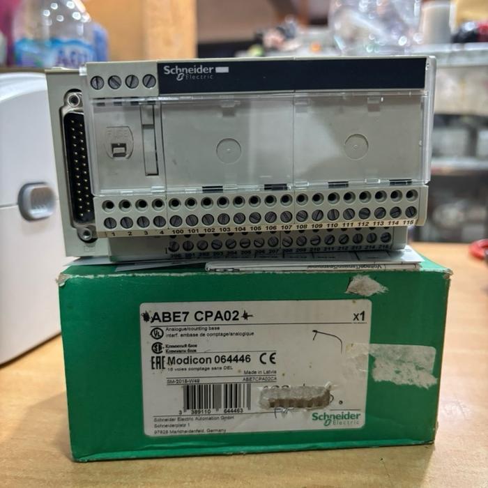 ABE7 CPA02 SCHNEIDER MODICON 064446 PLC SCHNEIDER ABE7 SERIES PLC UNIT