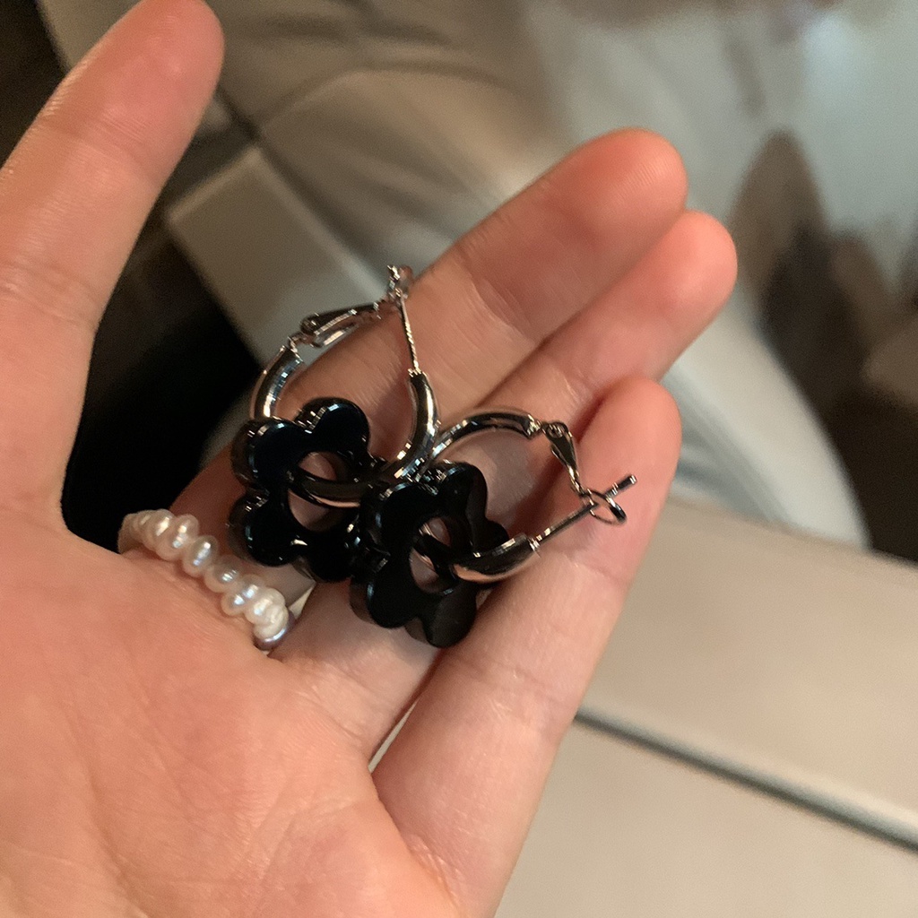 Aksesoris Anting Bunga Hitam Kepribadian Gaya Asing Gelap