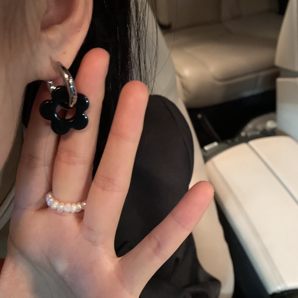 Aksesoris Anting Bunga Hitam Kepribadian Gaya Asing Gelap