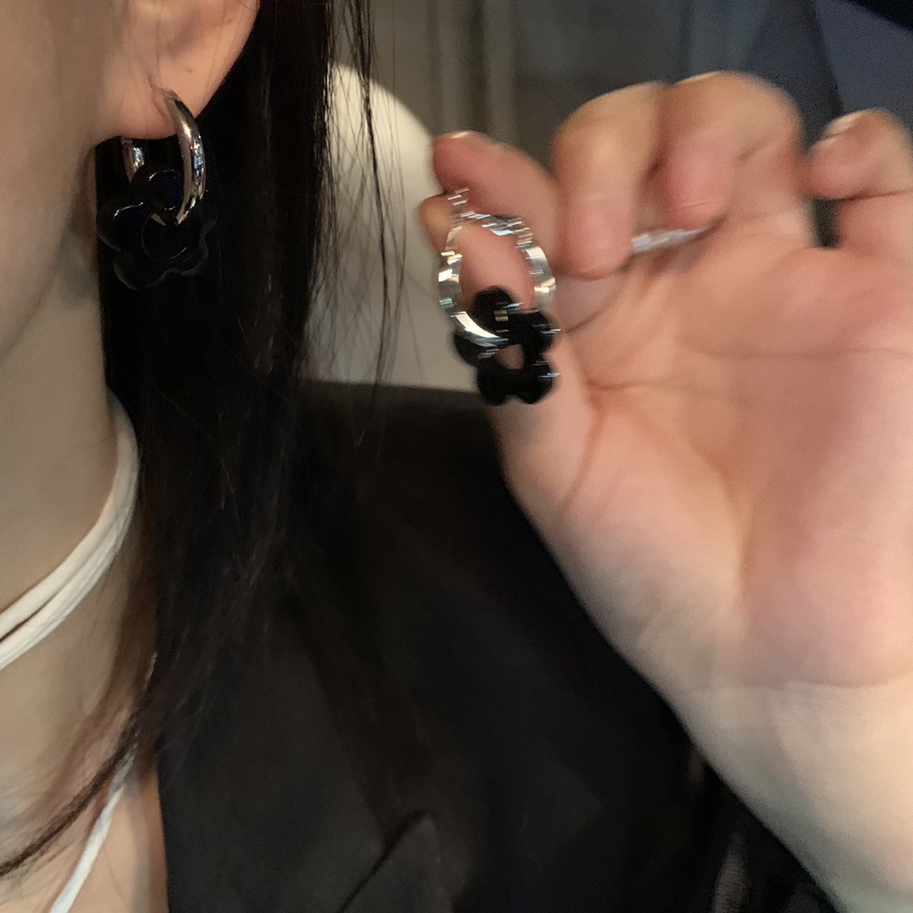 Aksesoris Anting Bunga Hitam Kepribadian Gaya Asing Gelap