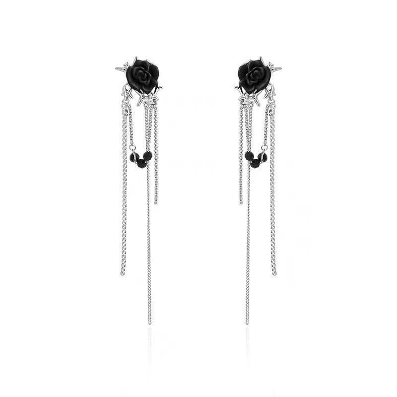 Anting Aksesoris Klip Telinga Mawar Hitam Tren Temperamen