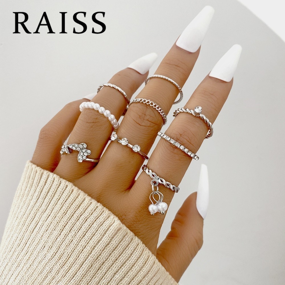 9pcs / Set Cincin Kristal Mutiara Hollow Tipis Untuk Wanita Butterfly Diamond Ring Set