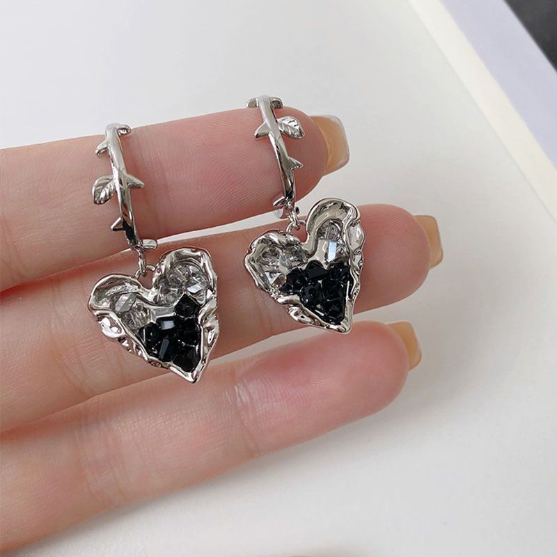 Black Love Crystal Earrings Accessories Temperament Retro Personality