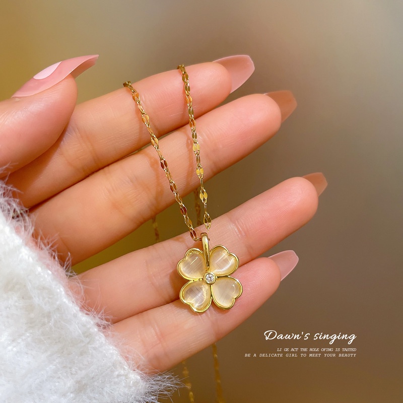 Xiaoboacc Kalung Clover Empat Daun Baja Titanium Untuk Wanita Fashion Opal Collar Chain Necklaces