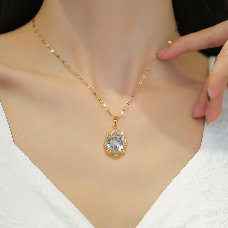 Xiaoboacc Kalung Rantai Klavikula Titanium Steel Fashion Korea Geometris Zirkon Emas Untuk Wanita