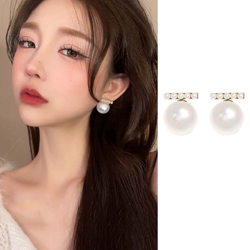 Anting Mutiara Mewah Ringan Korea Selatan Wanita Ins Desain Niche High-end Selebriti Internet Retro All-match Anting