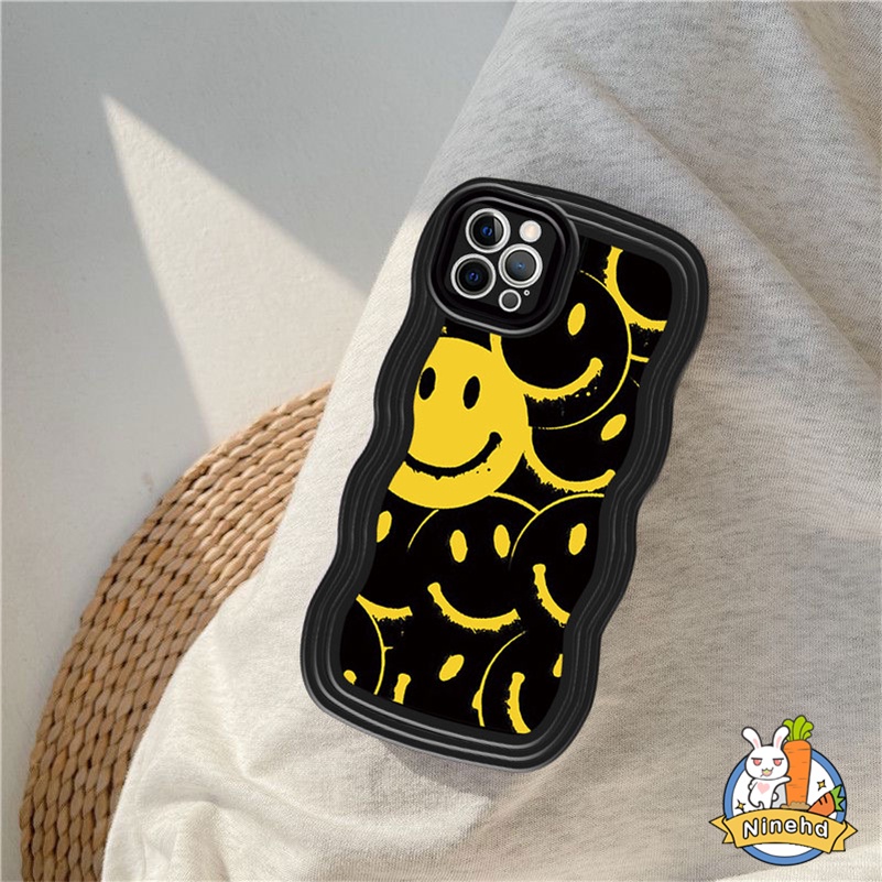 IPHONE Casing Kompatibel Untuk Iphone14 13 12 11 Pro Max X Xr Xs Max8 7 6 6s Plus SE 2020 Ins Fashion Simple Lucu Smiley Wavy Edge Phone Case Shockproof Matte Silikon Lembut Tpu Penutup Belakang