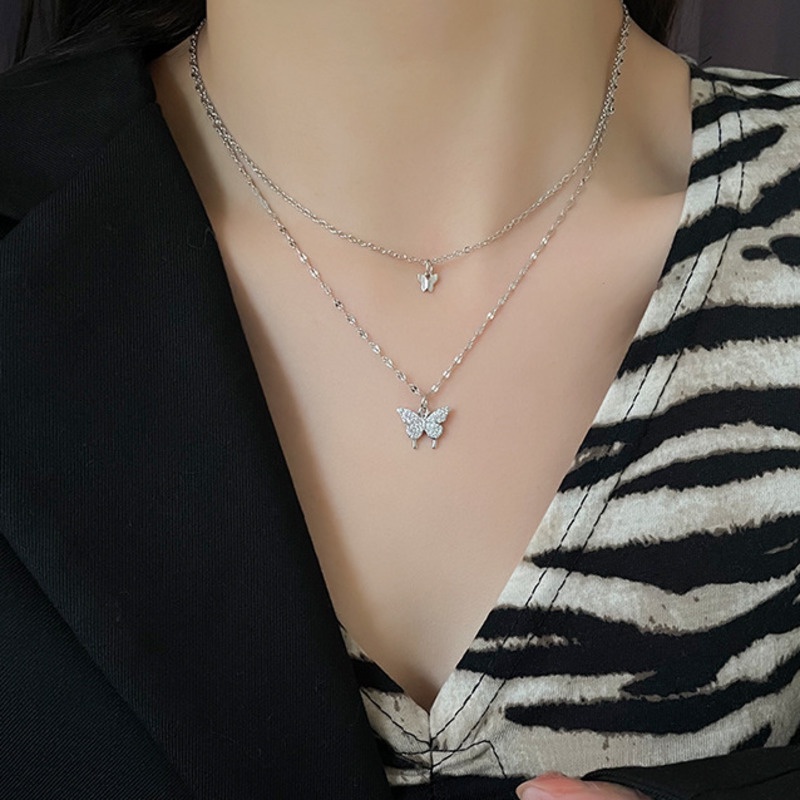 Kupu-kupu Micro Hias Kalung Aksesoris Rantai Klavikula Ganda Cahaya Mewah Versi Korea