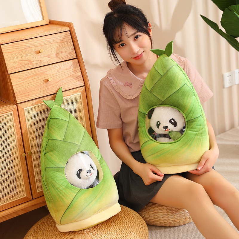 Plush Panda Lembut Dan Cuddly Dengan Dua Mainan Menggemaskan Pucuk Bambu Dan Panda