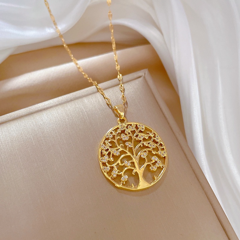Xiaoboacc Titanium Steel Wanita Mewah Lapis Emas Berlian Klavikula Rantai Kalung