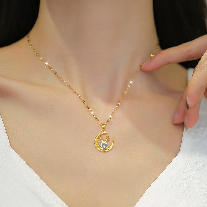 Xiaoboacc Titanium Steel Wanita Serbaguna Moon Rabbit Gold Chocker Rantai Kalung