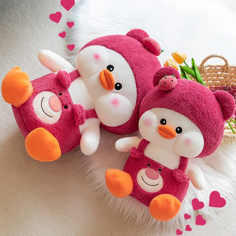 Mainan Plush Bebek Strawberry Lucu Untuk Relaksasi Dan Hadiah Ulang Tahun Tersedia Berbagai Ukuran