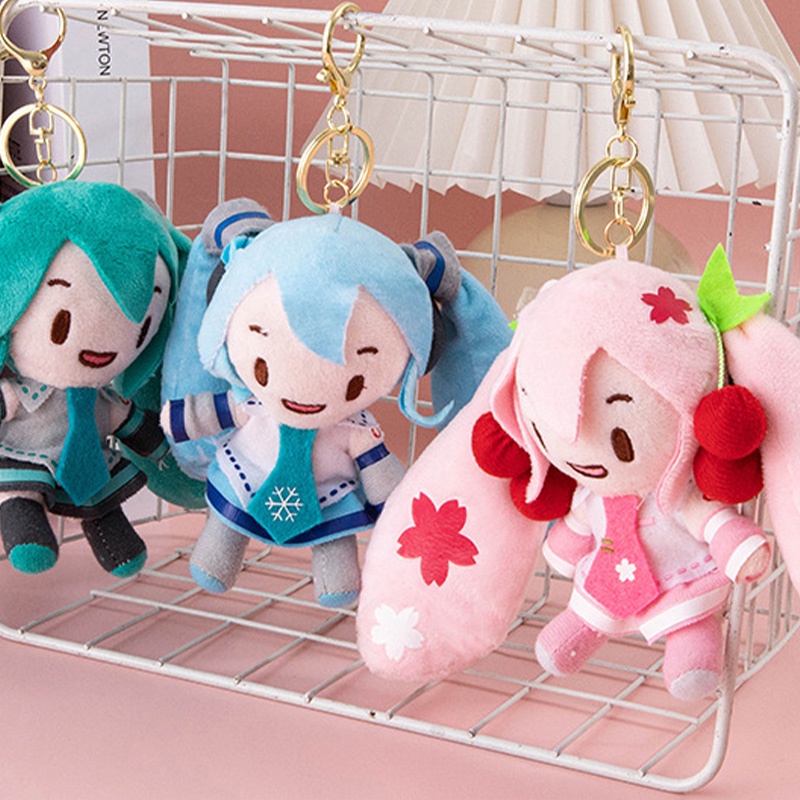 Gantungan Kunci Boneka Hatsune Miku Bulu Pendek Lembut Dengan Butterfly Bow