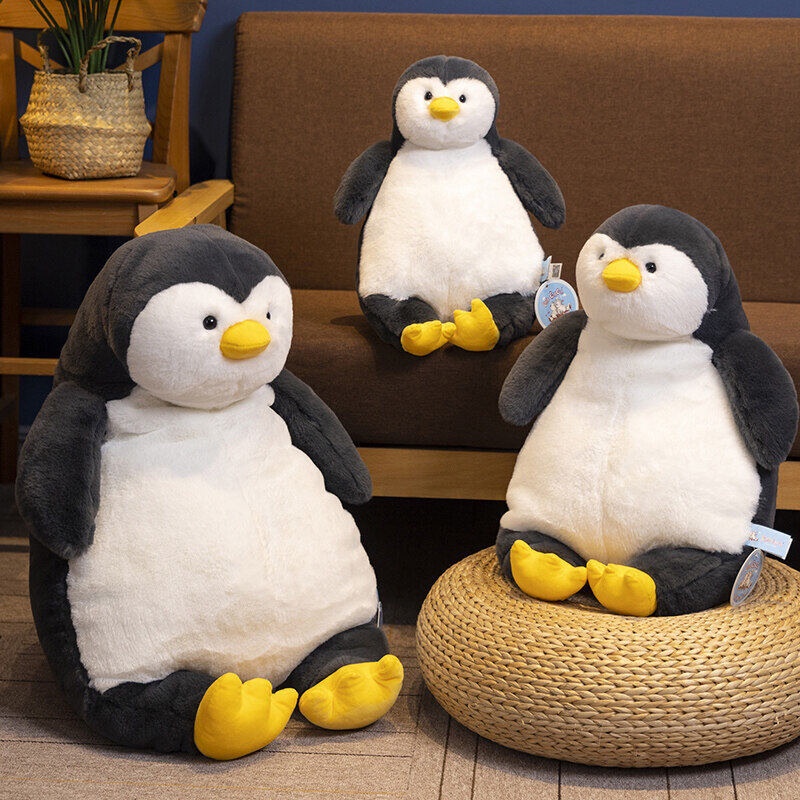 Plushie Pinguin Fluffy Dan Menggemaskan Dengan Sandaran Ideal Untuk Membaca Dan Santai