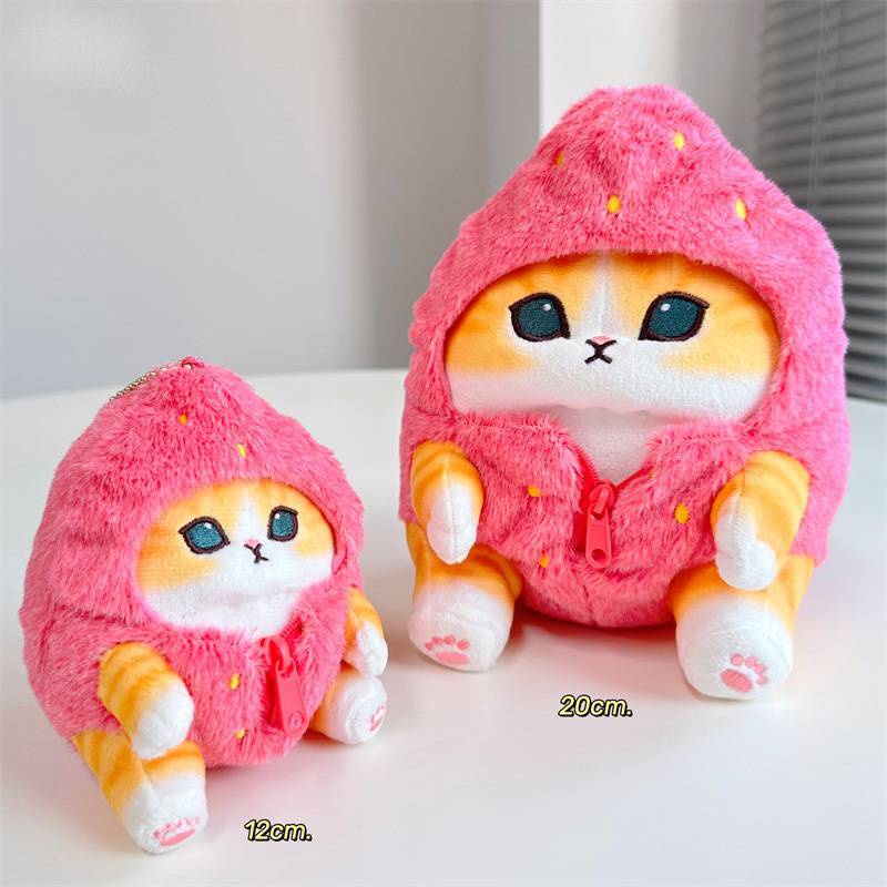 Liontin Boneka Cosplay Strawberry Mainan Mewah Kucing Lembut Dan Nyaman Untuk Dekorasi Rumah