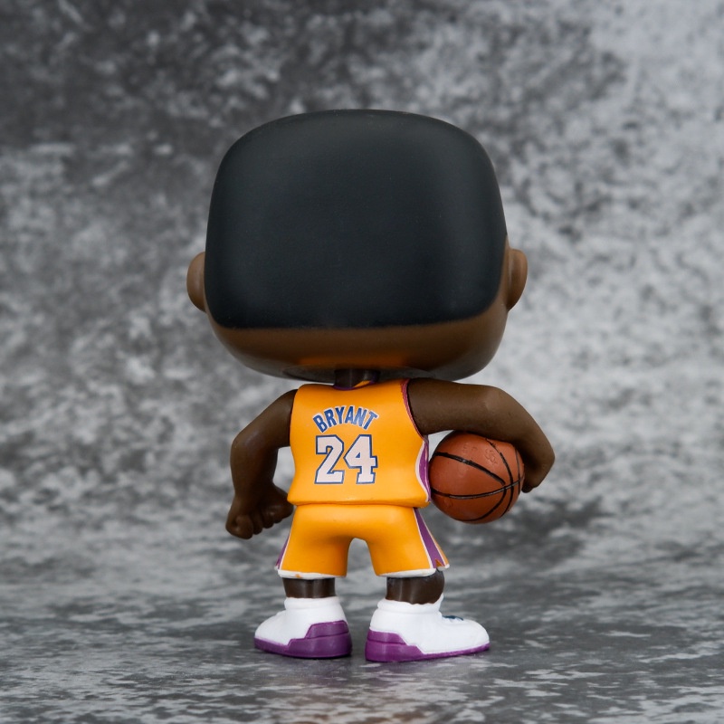 Kobe Bean Bryant Black Mamba Basket NBA Star Figure Model Cowok Hadiah Ornamen