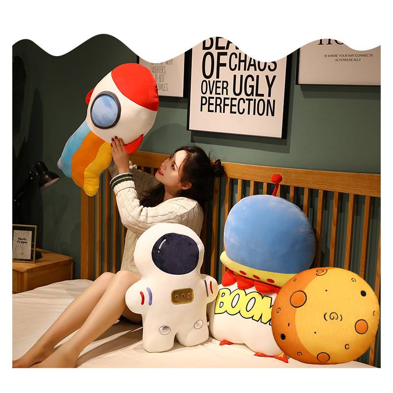 Bantal Sofa Pesawat Luar Angkasa Astronot Mainan Mewah Roket Spaceship Lembut Dan Cuddly Untuk Semua Usia