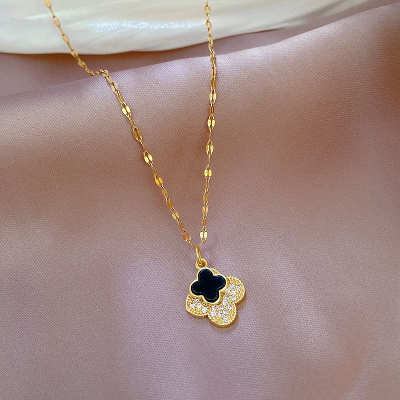 Xiaoboacc Kalung Rantai Kerah Lapis Emas Titanium Steel Dua Lapis Clover Keberuntungan Untuk Wanita