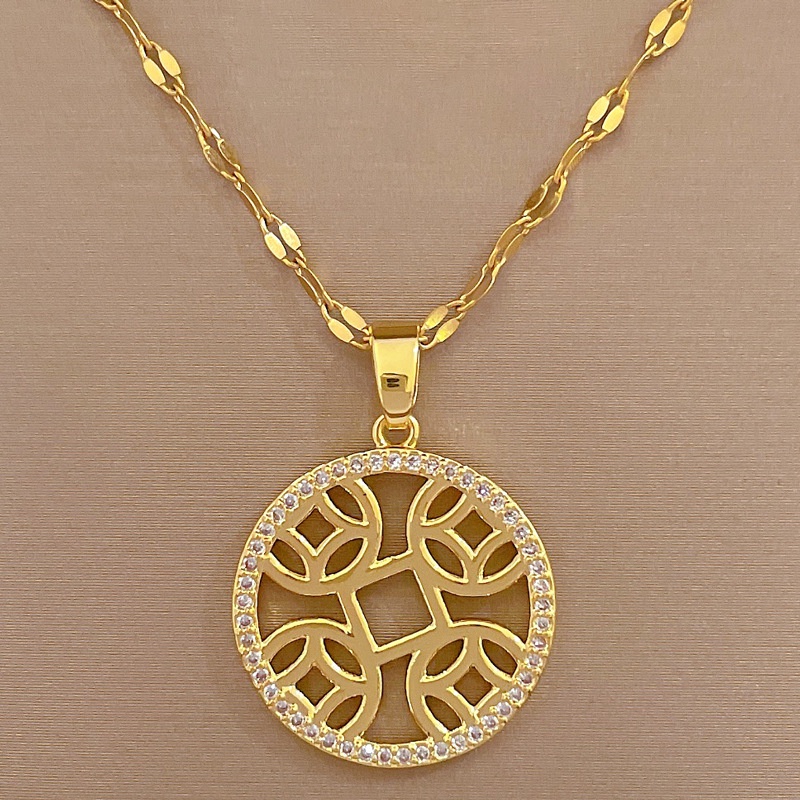 Xiaoboacc Baja Titanium Wanita Fashion China-Chic Koin Liontin Penuh Berlian Istana Gaya Kerah Rantai Kalung