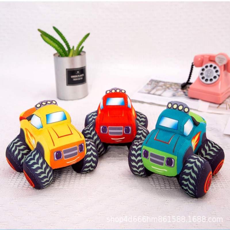 Plushie Mobil Off-road Fun Dengan Desain Kartun