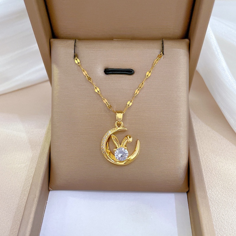 Xiaoboacc Titanium Steel Wanita Serbaguna Moon Rabbit Gold Chocker Rantai Kalung