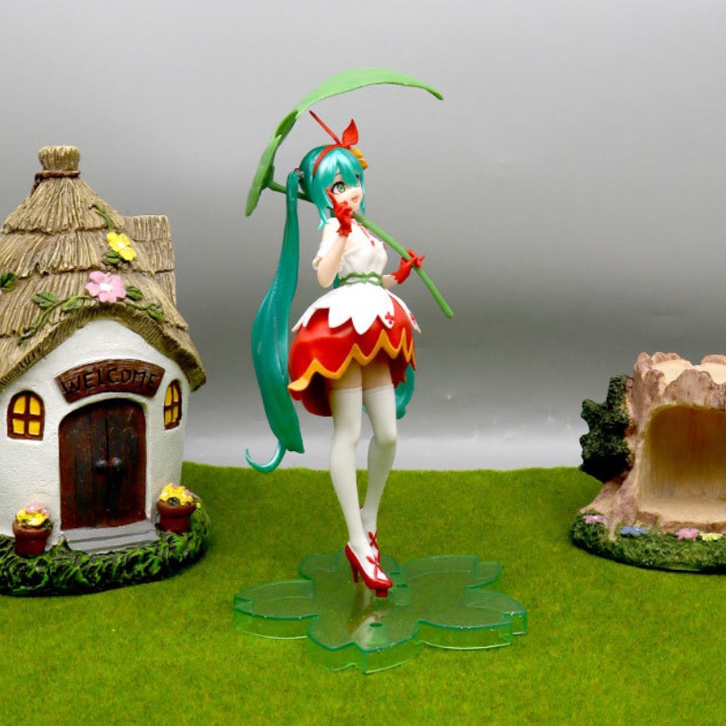 Model Figura Hatsune Miku Koleksi Dengan Perkiraan Ukuran 22,5*12*12cm