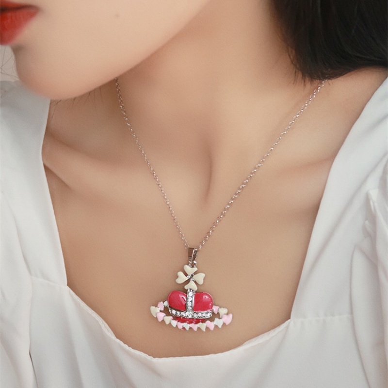 Empress Dowager West Gaya Yang Sama Merah Muda Multi-Hati Kalung Saturnus Track Desain Rantai Klavikula Unik Hadiah Gadis