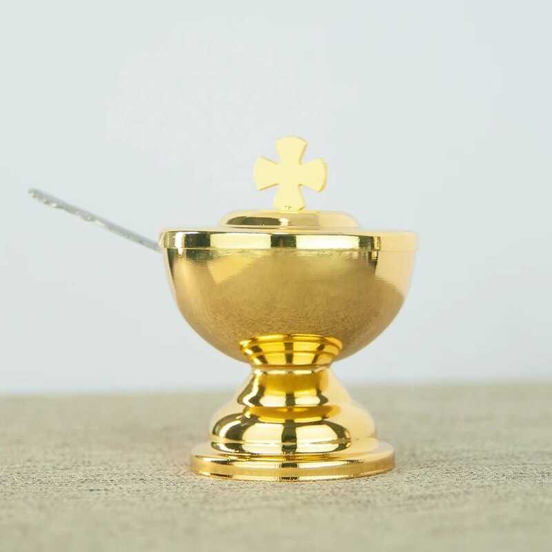 Altar HT Dekorasi Komuni Emas untuk Ritual Piala Cawan Perlengkapan Upacara Gereja