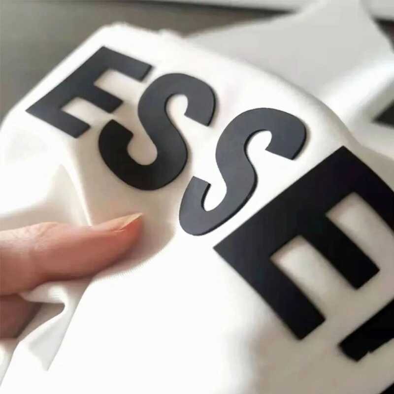 

3D Desain Kustom Pencetakan Gulungan Panas Karet Tinggi Label Pakaian Vinyl Stiker Silikon