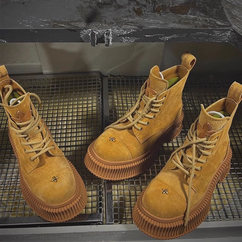 Sepatu boots wanita Wu Xuanyi's Same Thick Sole Yellow Boots Martin Boots's Casual Gingerbread Deser